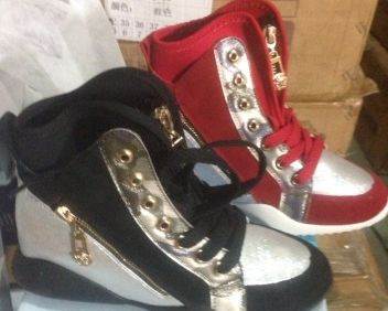 常年批發(fā)男女老少庫存鞋 價(jià)格低質(zhì)量好- 5元-溫州鞋帽